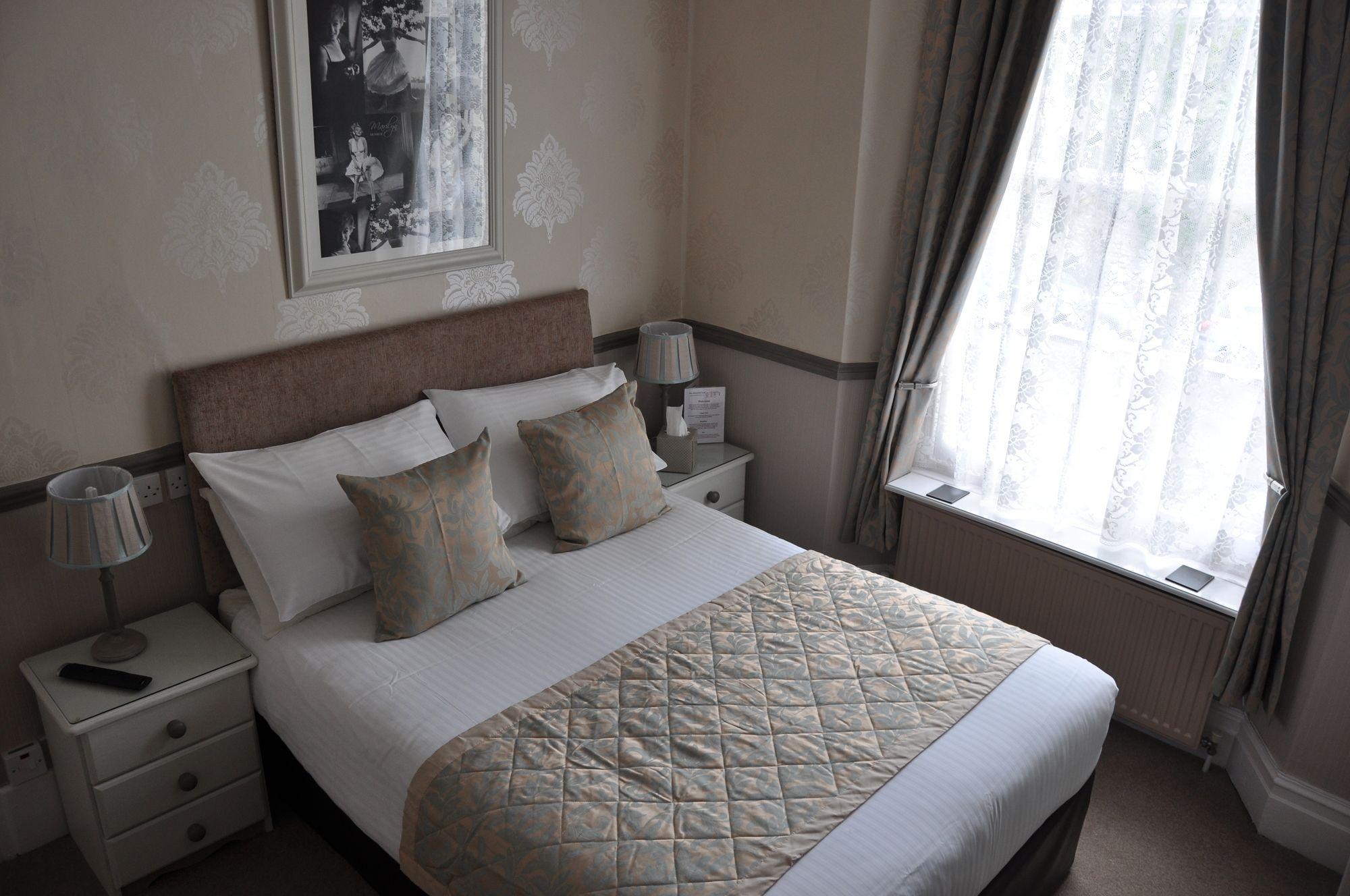 Abbeyfield Vintage Style Boutique B&B Torquay Exterior foto